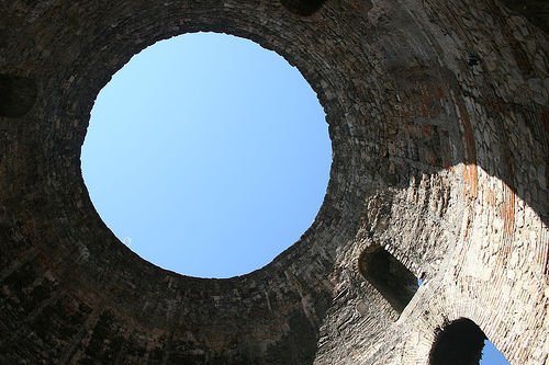 oculus_diocletian_palace_96975_l.jpg