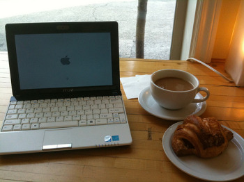 laptopcoffee