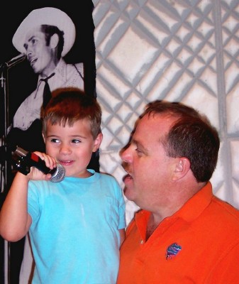 Sing Along at the Alabama Music Hall of Fame (Scarborough photo)