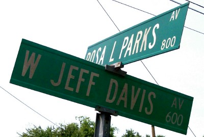 Two street signs/icons intersect in Montgomery, Alabama (Scarborough photo)