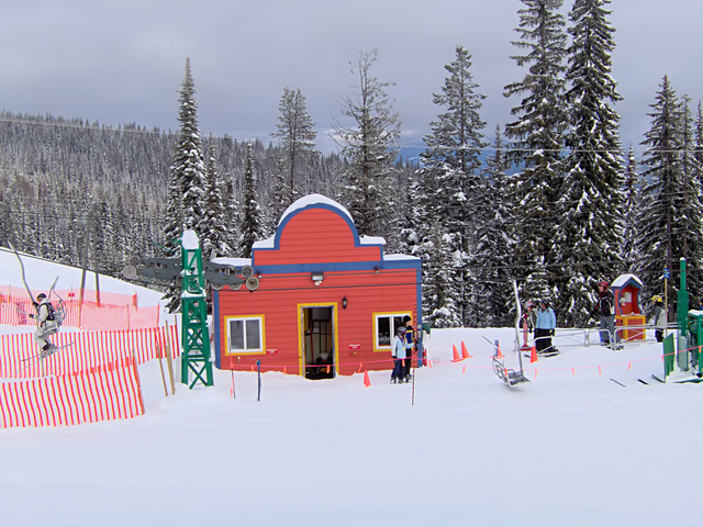 Ski school warming house (courtesy Paul Johnson)