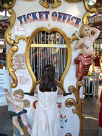Chattanooga, Tennessee carousel (photo by Tim Leffel)