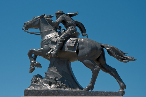 Pony Express statue, St. Joseph MO (courtesy cotaroba on Flickr CC)