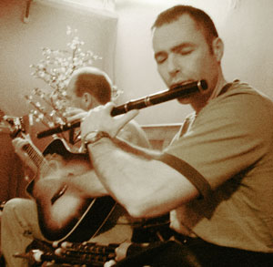 Flute and guitar at the traditional Irish Brideswell session