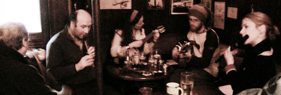 Amber Moon playing traditional irish music in sean's bar, Athlone
