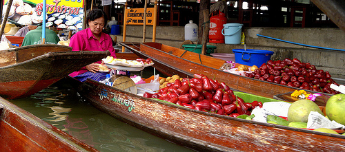 floating markets in bangkok