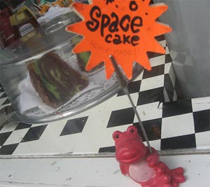 Spacecake1