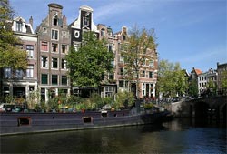 visit amsterdam in september