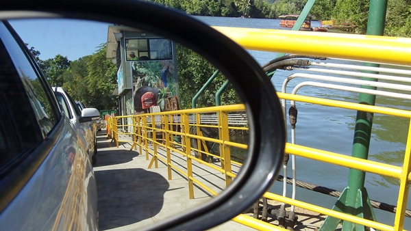 daintree ferry crossing