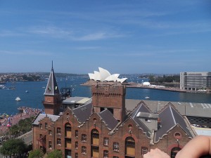 view from holiday inn old sydney